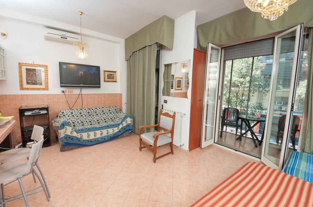 רומא Suites Oliveri Viale Marconi מראה חיצוני תמונה