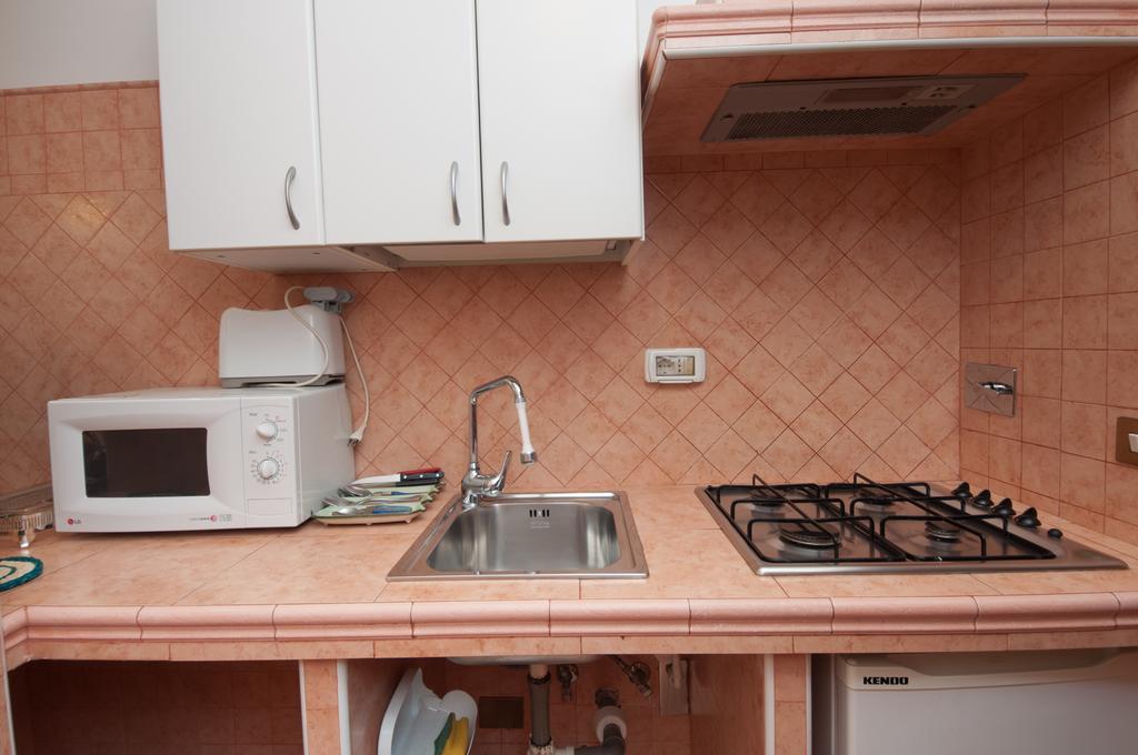 רומא Suites Oliveri Viale Marconi מראה חיצוני תמונה