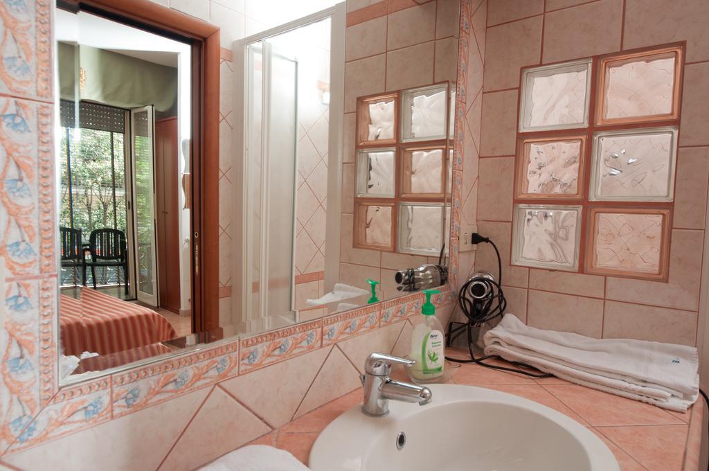 רומא Suites Oliveri Viale Marconi מראה חיצוני תמונה