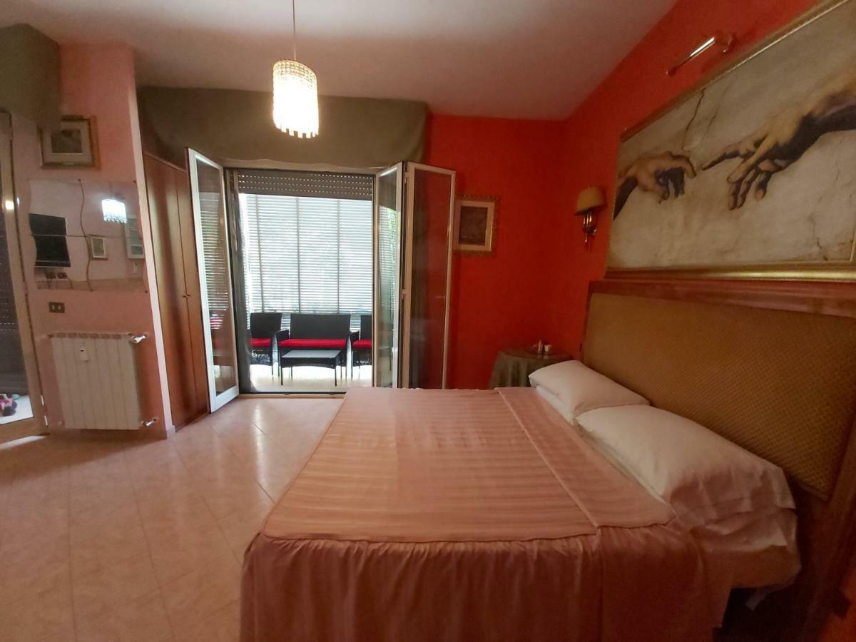 רומא Suites Oliveri Viale Marconi מראה חיצוני תמונה