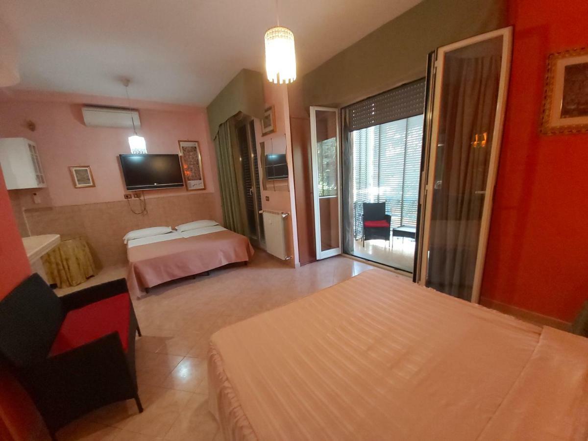 רומא Suites Oliveri Viale Marconi מראה חיצוני תמונה