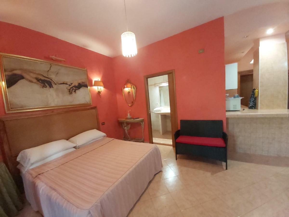 רומא Suites Oliveri Viale Marconi מראה חיצוני תמונה